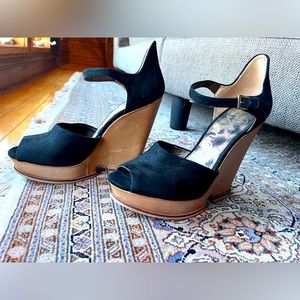 SAM EDELMAN High Platform Wedge Black Suede Peep-toe with ankle straps 8 8.5
